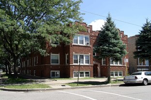 6201 S Whipple St in Chicago, IL - Building Photo