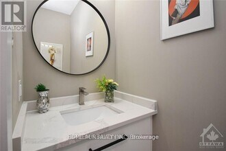 314 Cyr Ave in Ottawa, ON - Building Photo - Building Photo