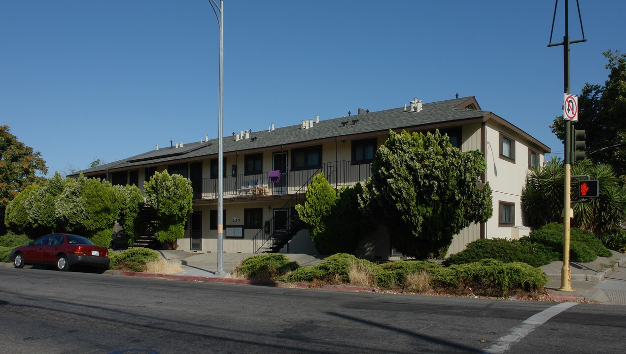 225 Goodyear St in San Jose, CA - Foto de edificio