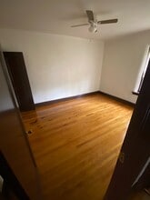 7720 S Marquette Ave in Chicago, IL - Building Photo - Building Photo