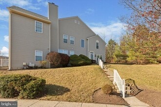 242 Cobblestone Ct in Collegeville, PA - Building Photo - Building Photo