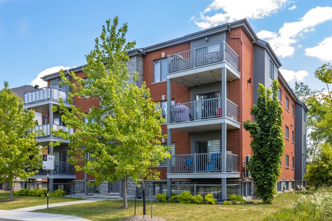 4137 Ouellette