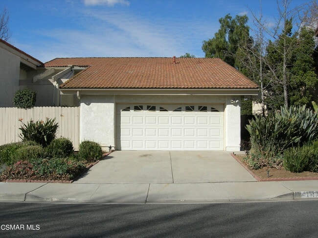property at 1917 Galway Ln