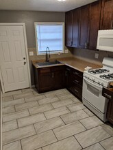 3102 N 51st Terrace in Kansas City, KS - Foto de edificio - Building Photo