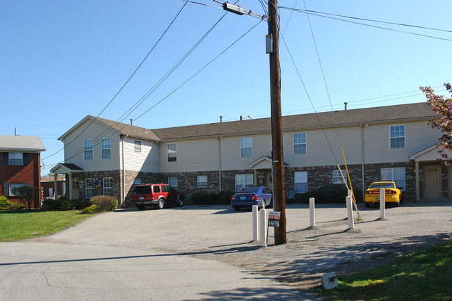 4217 Foreman Ln in Louisville, KY - Building Photo - Building Photo
