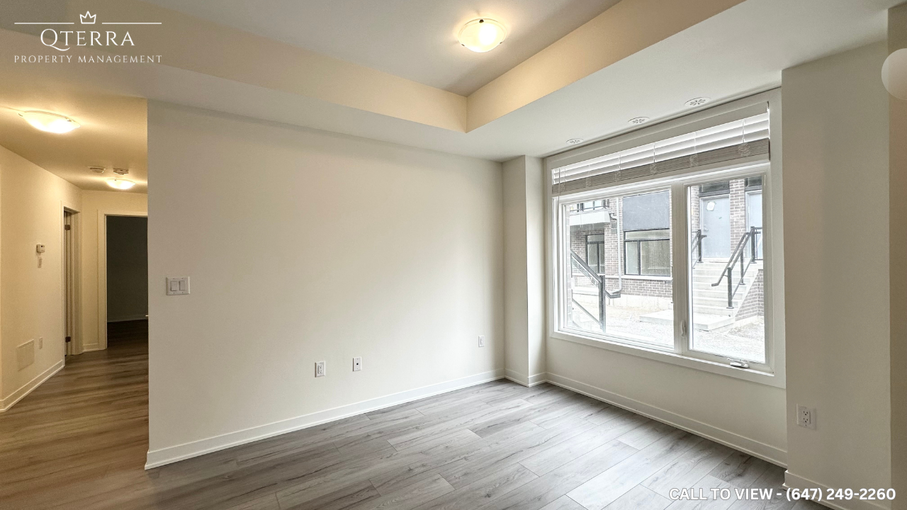 1003-1695 Dersan St in Pickering, ON - Building Photo