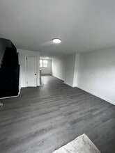 817 Hughes St in Chester, PA - Foto de edificio - Building Photo