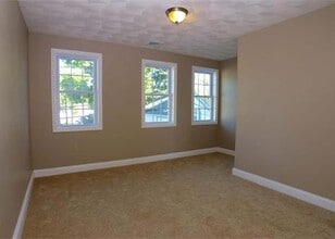 15 Dalton Ct in Peabody, MA - Foto de edificio - Building Photo