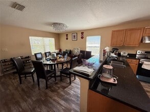 8006 N 10th St in Tampa, FL - Building Photo - Building Photo