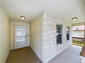 407 Lakemont Dr in Hutto, TX - Building Photo - Building Photo