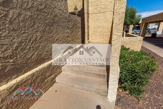 2165 E University Dr in Mesa, AZ - Building Photo - Building Photo