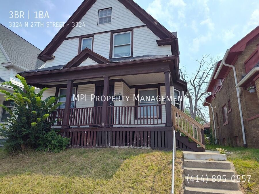 3324 N 27th St in Milwaukee, WI - Building Photo