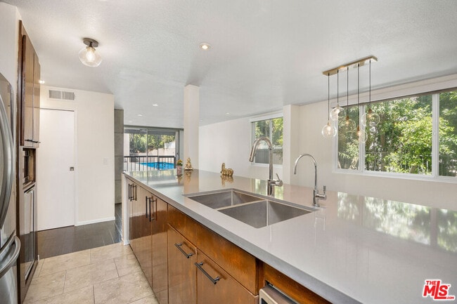 property at 8535 W Knl Dr