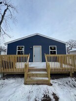 2325 Newton St in Lake Station, IN - Building Photo