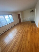 151-55 20th Rd in Queens, NY - Building Photo - Building Photo