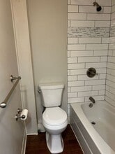 136 S Main St in Spring Grove, PA - Building Photo - Building Photo