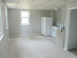 272 13th St, Unit #4 in Ambridge, PA - Building Photo - Building Photo