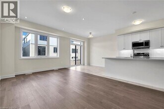 145 Keelson St. in Welland, ON - Building Photo - Building Photo