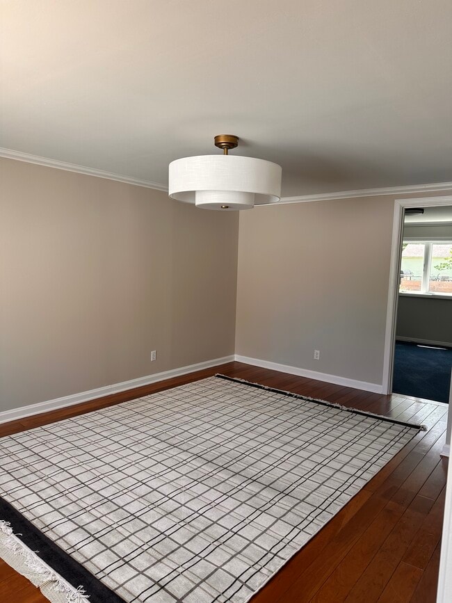 129 Charlotte Ave, Unit Front Unit A in Hamburg, NY - Building Photo - Building Photo