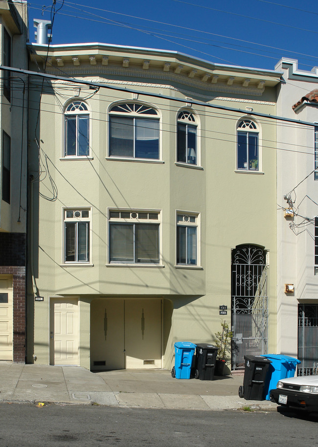 749-753 19th Ave in San Francisco, CA - Foto de edificio - Building Photo