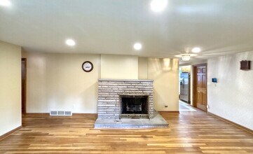 715 Joyful St in Columbus, OH - Building Photo - Building Photo