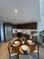 3711 NW 11th St, Unit A4 in Miami, FL - Building Photo