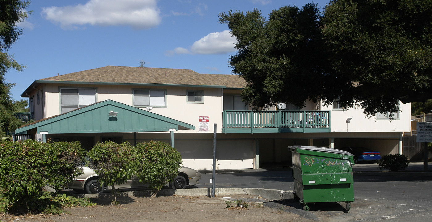 1247-1251 C St in Hayward, CA - Foto de edificio