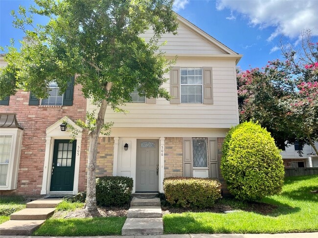 property at 2808 Grants Lake Blvd