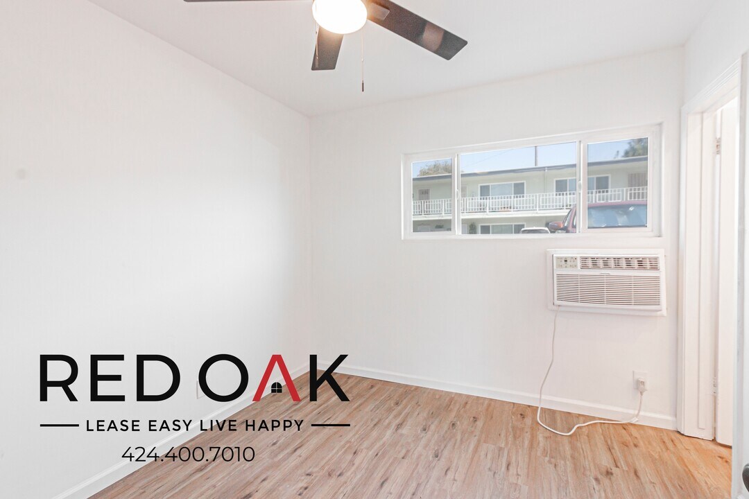 10015 Alondra Blvd in Bellflower, CA - Building Photo