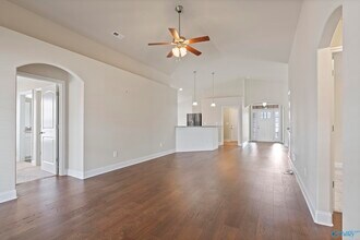 7529 Iredell Main Northwest in Madison, AL - Building Photo - Building Photo