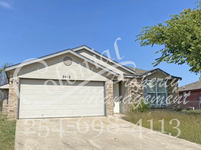 property at 3012 Viewcrest Dr