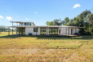 1802 Man O War Dr in Garfield, TX - Building Photo