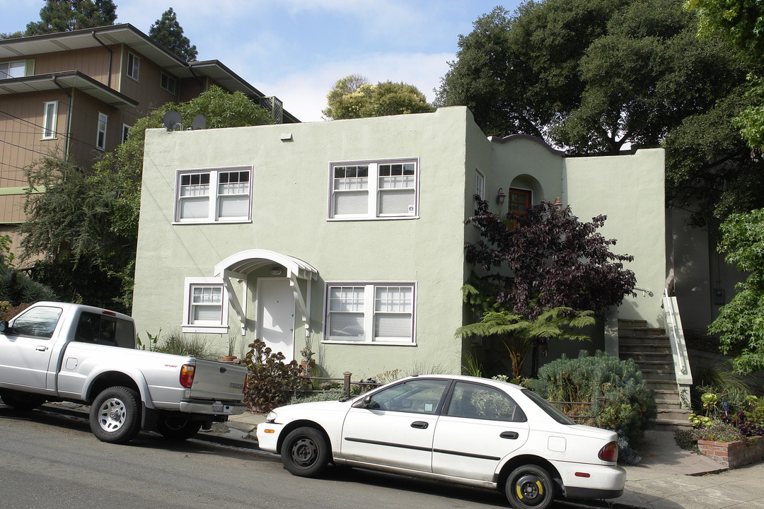 1000-1051 Glendora Ave in Oakland, CA - Foto de edificio