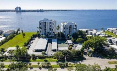 3350 N Key Dr in Ft. Myers, FL - Foto de edificio - Building Photo