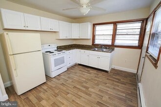 512 S Park Dr in Salisbury, MD - Building Photo - Building Photo