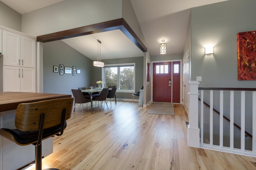 1605 Arizona Ave in Spearfish, SD - Building Photo