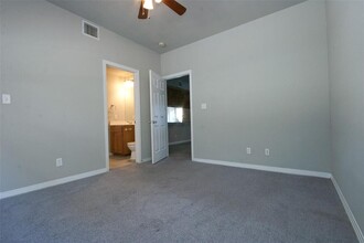 2410 Leon St in Austin, TX - Building Photo - Building Photo