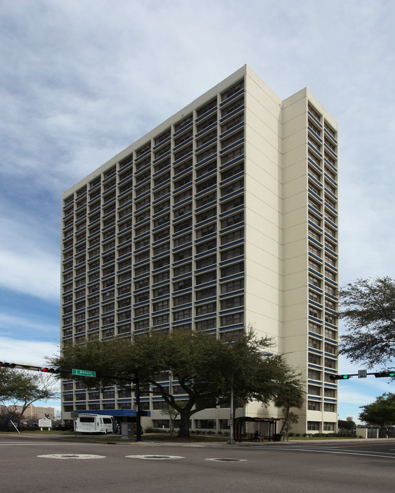 Cathedral Terrace Apartments in Jacksonville, FL - Building Photo