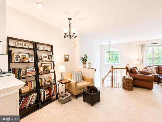 1267 Wild Hawthorn Way in Reston, VA - Building Photo - Building Photo