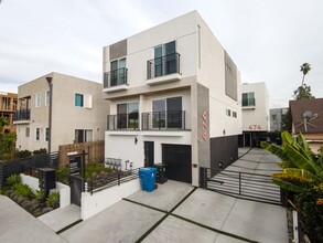 476 N Oxford Ave in Los Angeles, CA - Building Photo - Building Photo