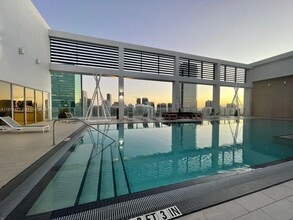 151 SE 1st St, Unit 1111 in Miami, FL - Foto de edificio - Building Photo