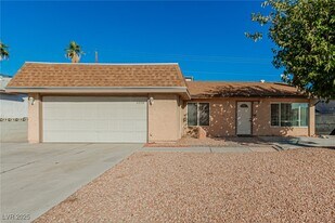 6358 Meadowlark Ln in Las Vegas, NV - Building Photo