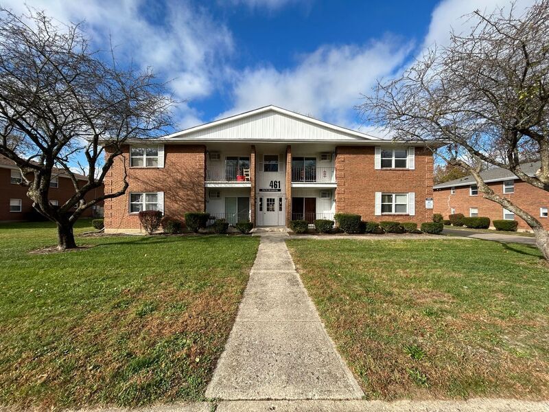 461 N Broadway St in Trotwood, OH - Building Photo