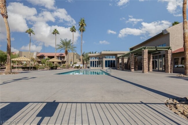 4980 Indian River Dr in Las Vegas, NV - Building Photo - Building Photo