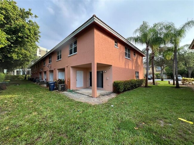property at 6822 Sienna Club Dr