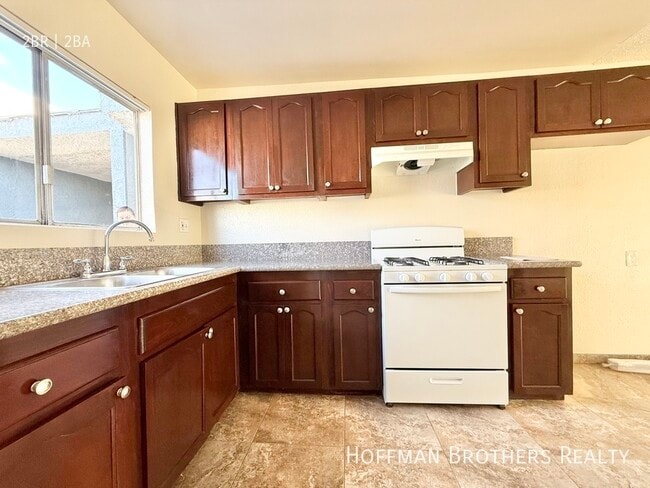 12021 Allegheny St in Los Angeles, CA - Building Photo - Building Photo