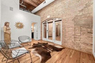 1327 W Washington Blvd in Chicago, IL - Building Photo - Building Photo