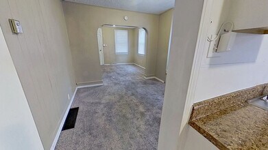 2574 N Sherman St in York, PA - Building Photo - Building Photo