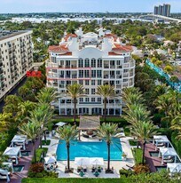 155 S Ocean Ave in Palm Beach Shores, FL - Building Photo