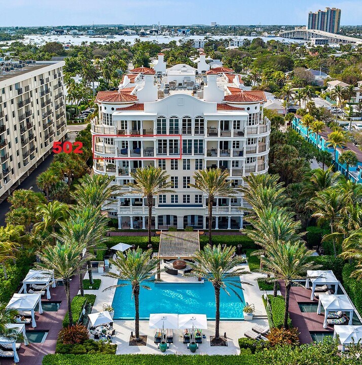 155 S Ocean Ave in Palm Beach Shores, FL - Building Photo